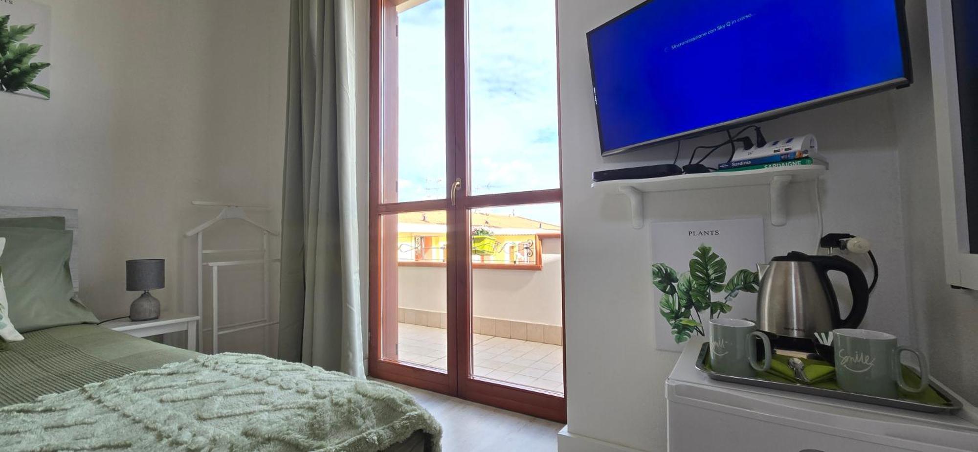 Casa Rosy - Stanza Privata Con Bagno Esclusivo E Parcheggio Gratuito Apartment Porto Torres Bagian luar foto