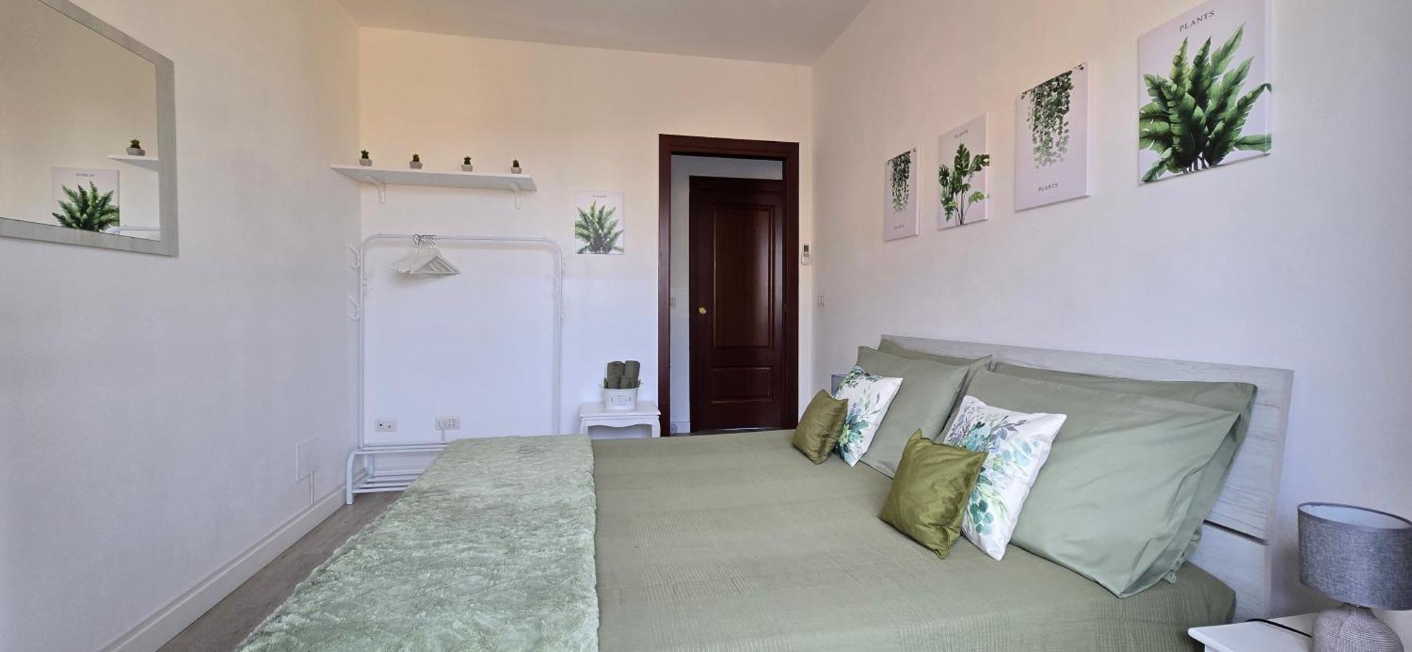 Casa Rosy - Stanza Privata Con Bagno Esclusivo E Parcheggio Gratuito Apartment Porto Torres Bagian luar foto