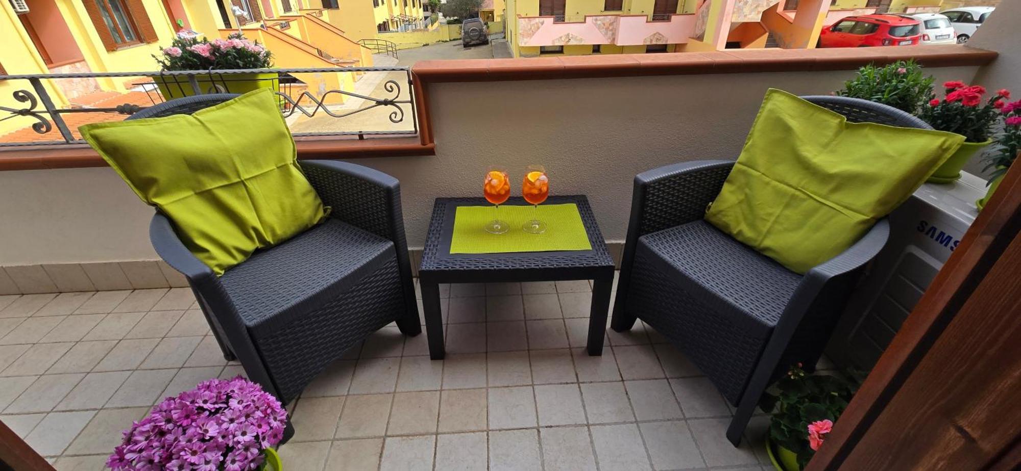 Casa Rosy - Stanza Privata Con Bagno Esclusivo E Parcheggio Gratuito Apartment Porto Torres Bagian luar foto